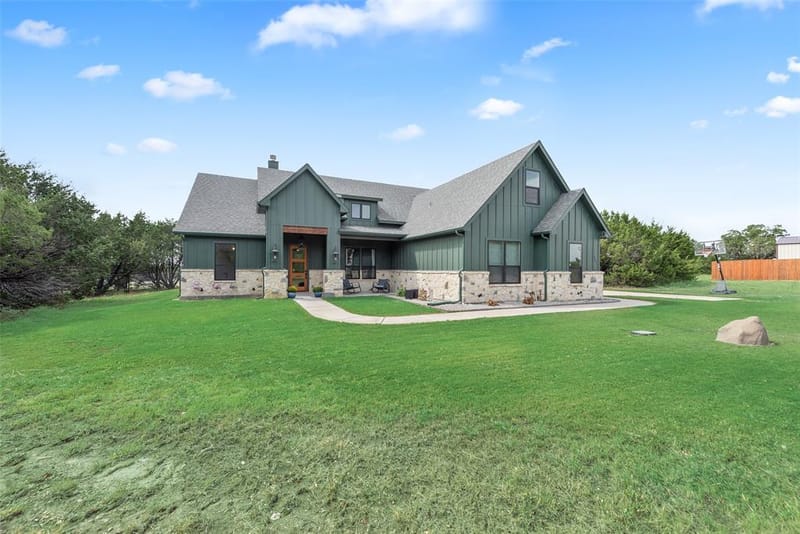 301 Sharla Smelley Road, Weatherford TX 76088 - Photo 2