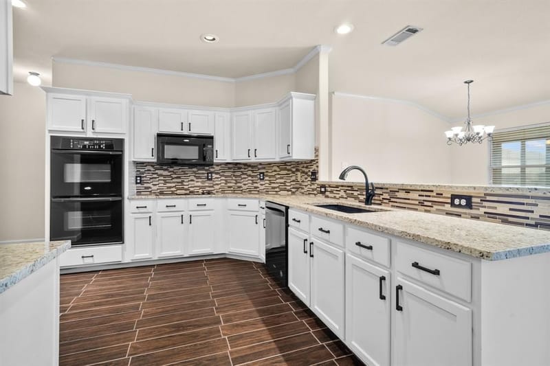 10108 Parker Springs Drive, Waco TX 76708 - Photo 16
