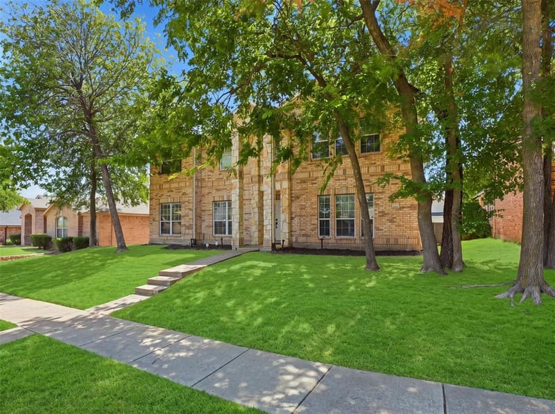 2159 Fair Weather Drive, Lancaster TX 75146