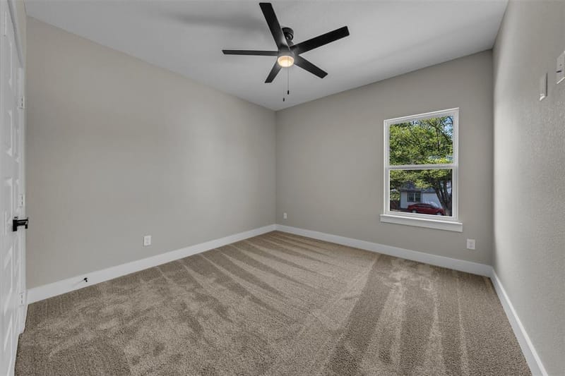 225 Nw 16th Street, Grand Prairie TX 75050 - Photo 22