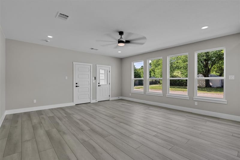 225 Nw 16th Street, Grand Prairie TX 75050 - Photo 14