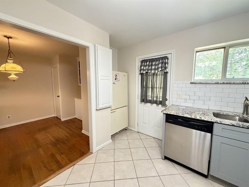 231 Brazos Street, Garland TX 75041 - Photo 11