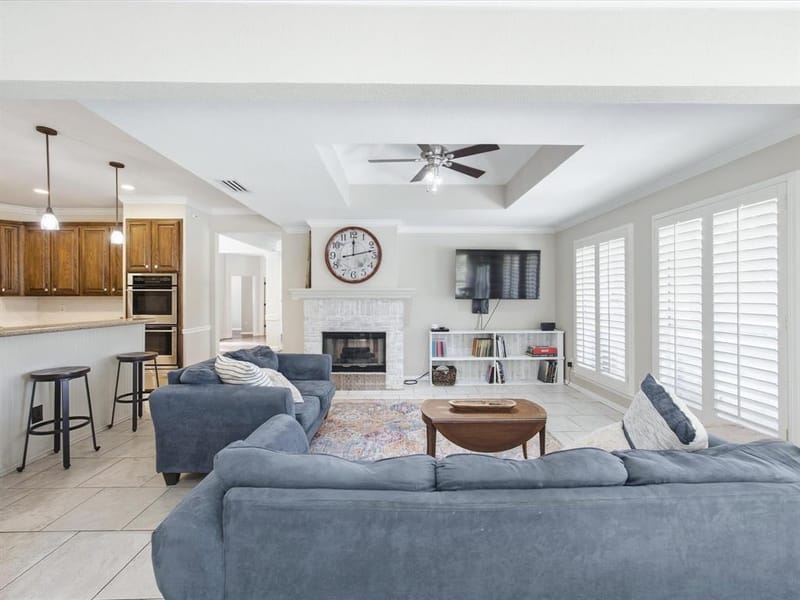5024 Pointclear Court, Arlington TX 76017 - Photo 11