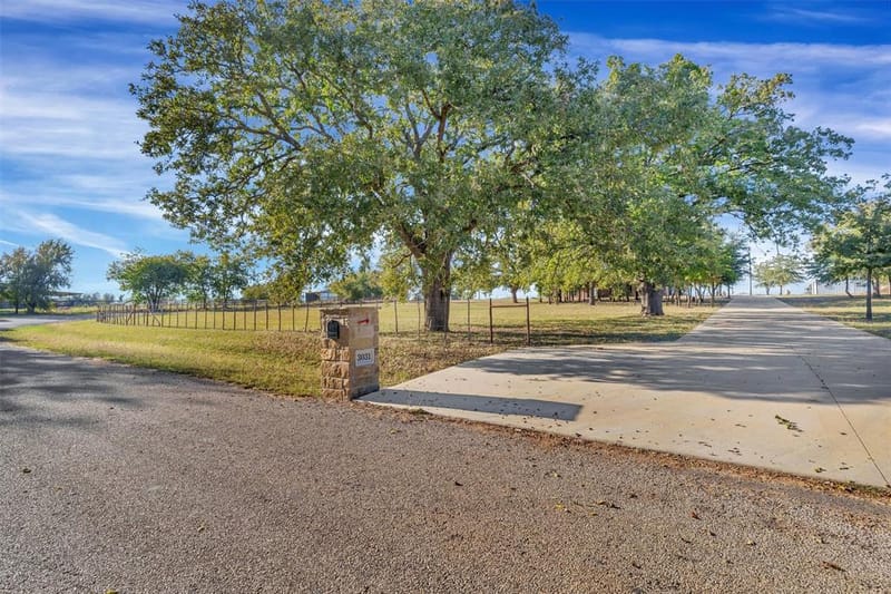 3031 Powell Cemetery Road, Tolar TX 76476 - Photo 3