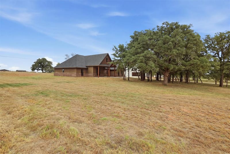 3031 Powell Cemetery Road, Tolar TX 76476 - Photo 32