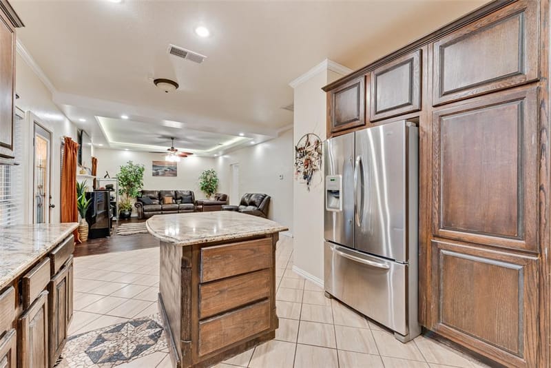 5715 Creekhollow Drive, Arlington TX 76018 - Photo 11
