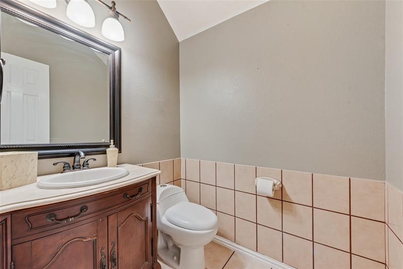 5715 Creekhollow Drive, Arlington TX 76018 - Photo 19