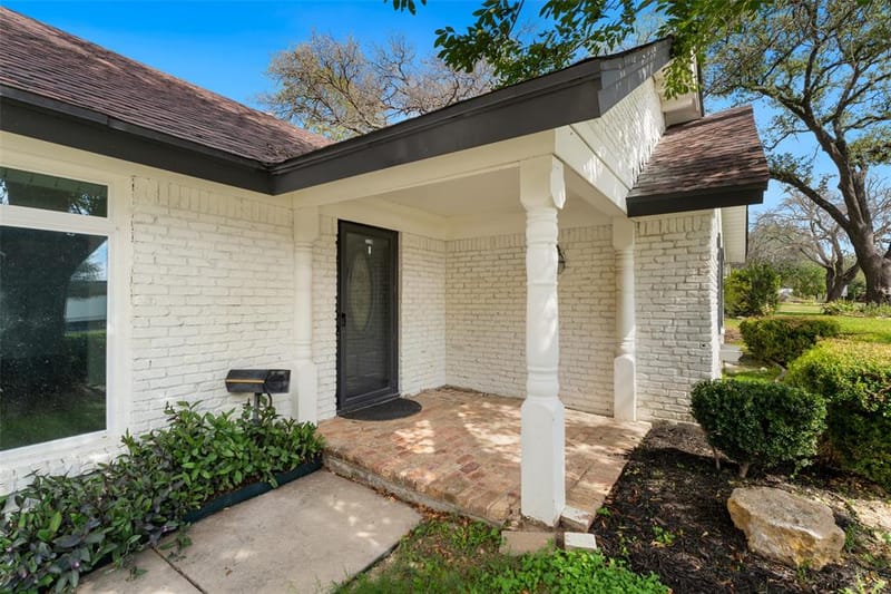 8116 Bangor Drive, Benbrook TX 76116 - Photo 10