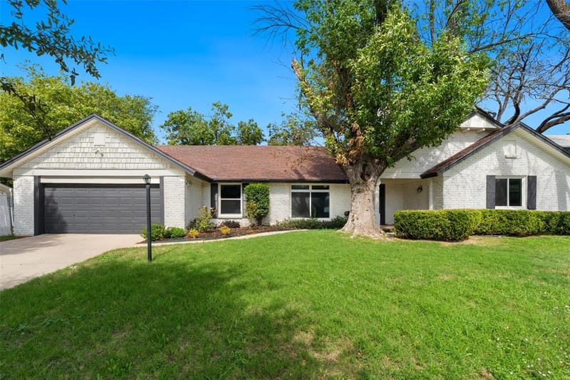 8116 Bangor Drive, Benbrook TX 76116 - Photo 8