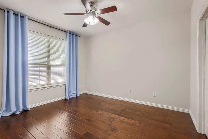 8121 Fountain Springs Drive, Plano TX 75025 - Photo 12