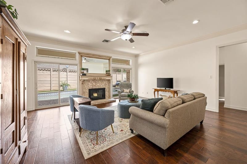 2736 Woodbridge Drive, Hurst TX 76054 - Photo 6