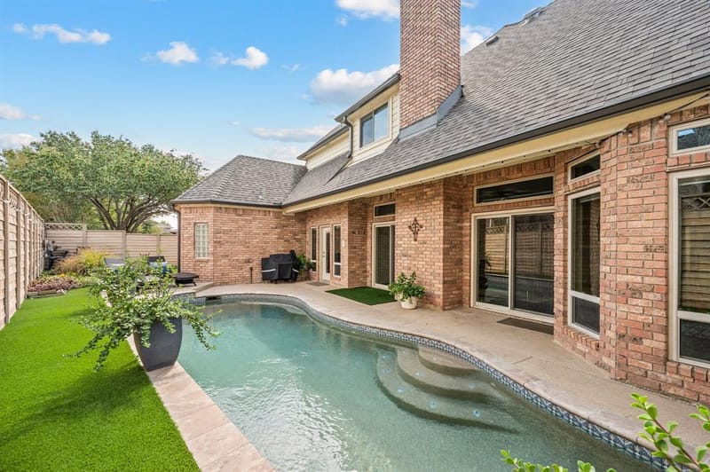 2736 Woodbridge Drive, Hurst TX 76054 - Photo 26