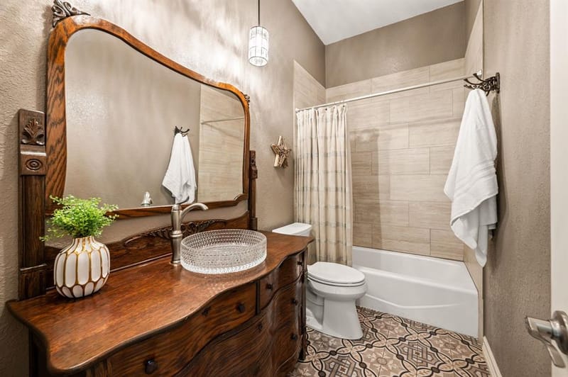 2736 Woodbridge Drive, Hurst TX 76054 - Photo 14