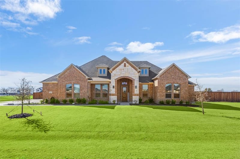 121 Muscogee Drive, Waxahachie TX 75165 - Photo 2