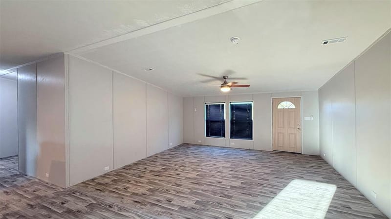 144 Wheelis Loop, Decatur TX 76234 - Photo 2