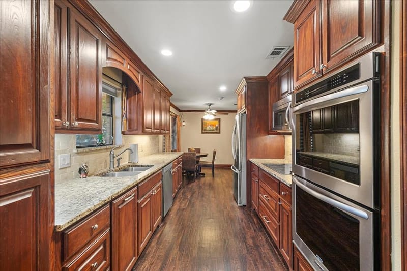 1107 Bayshore Drive, Rockwall TX 75087 - Photo 12