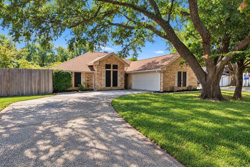 1107 Bayshore Drive, Rockwall TX 75087