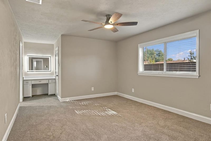 7025 Lincolnshire Lane, North Richland Hills TX 76182 - Photo 13
