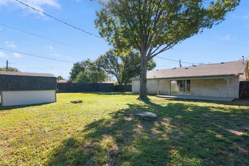 7025 Lincolnshire Lane, North Richland Hills TX 76182 - Photo 24