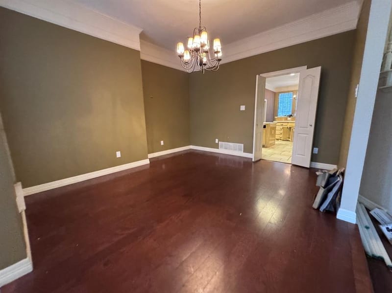 2717 Laurel Valley Lane, Arlington TX 76006 - Photo 10