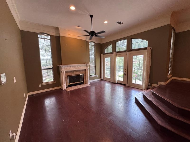 2717 Laurel Valley Lane, Arlington TX 76006 - Photo 8