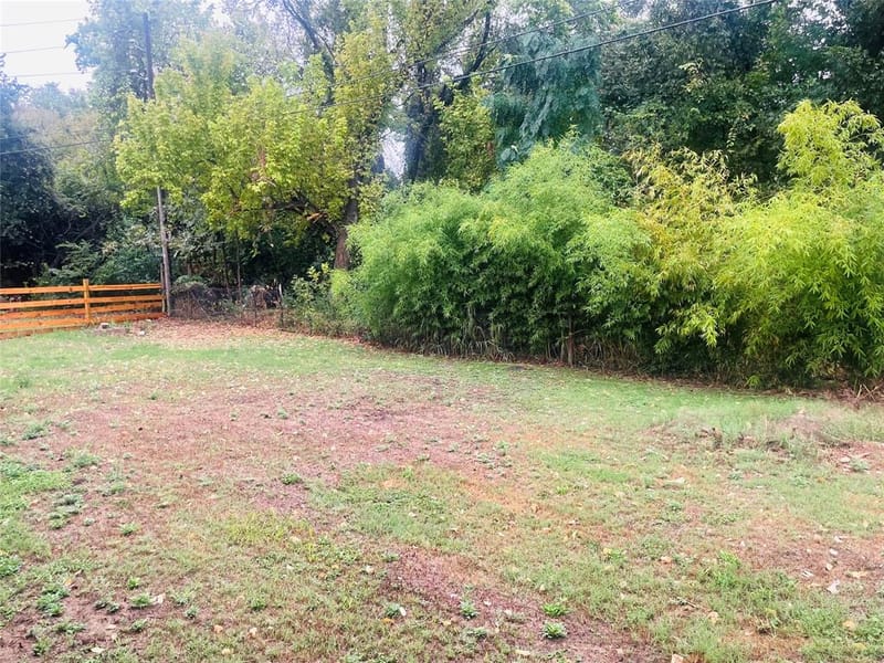 110 Mary Alice Drive, Valley Mills TX 76689 - Photo 8