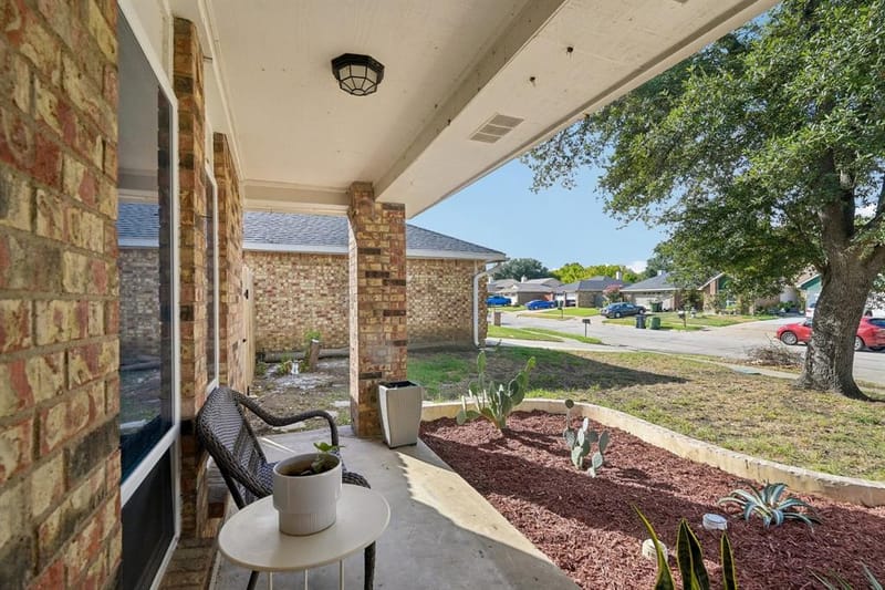 322 Valley Spring Drive, Arlington TX 76018 - Photo 24