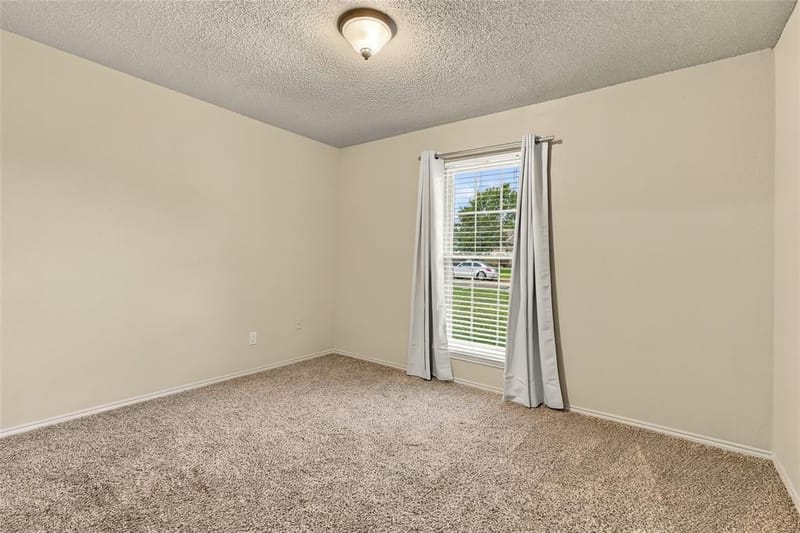 8028 Katie Lane, Watauga TX 76148 - Photo 21