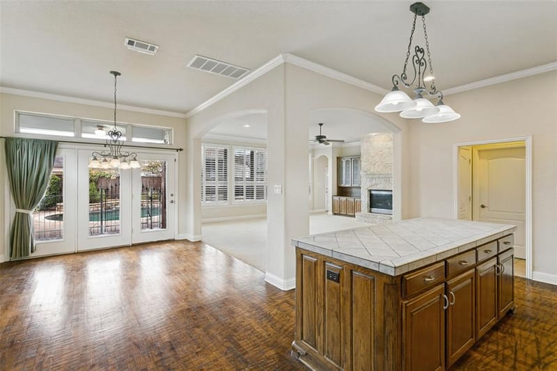 13825 E Riviera Drive, Fort Worth TX 76028 - Photo 12