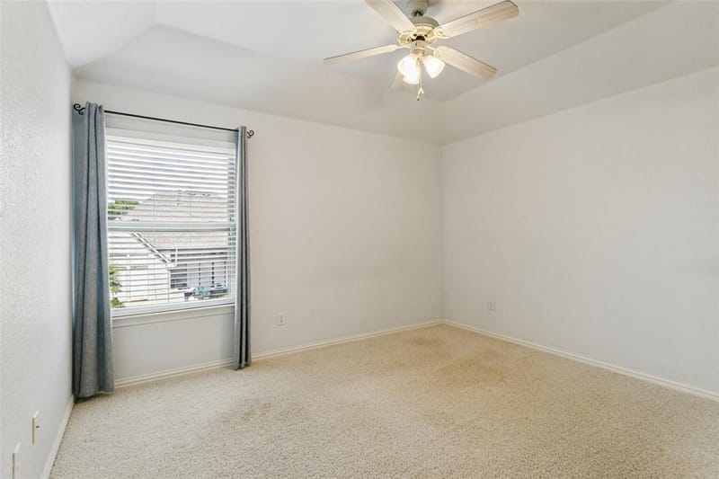 13825 E Riviera Drive, Fort Worth TX 76028 - Photo 28