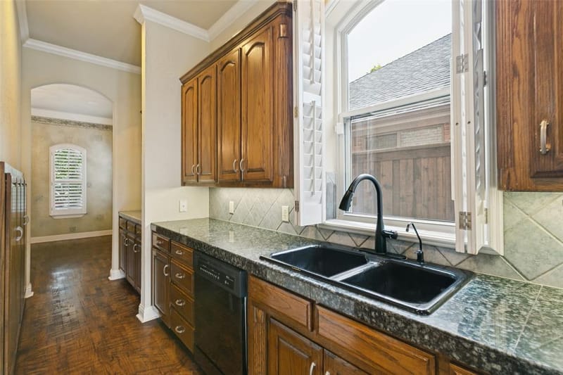 13825 E Riviera Drive, Fort Worth TX 76028 - Photo 9