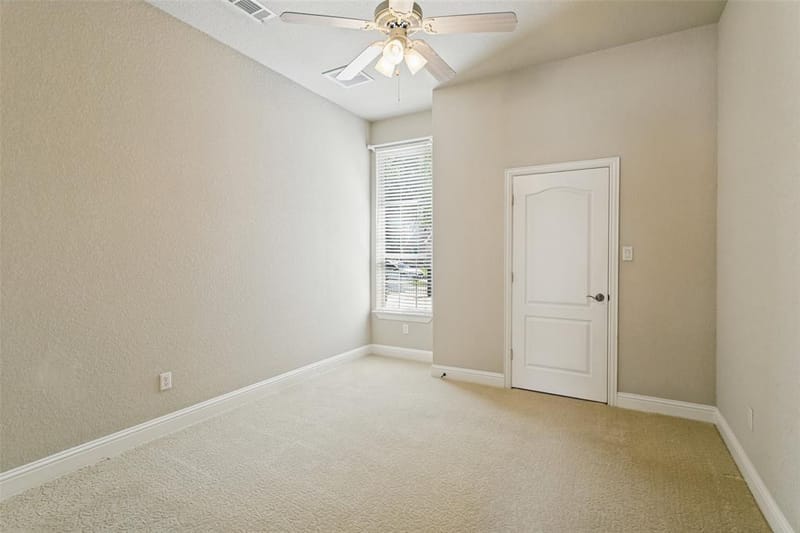 13825 E Riviera Drive, Fort Worth TX 76028 - Photo 21