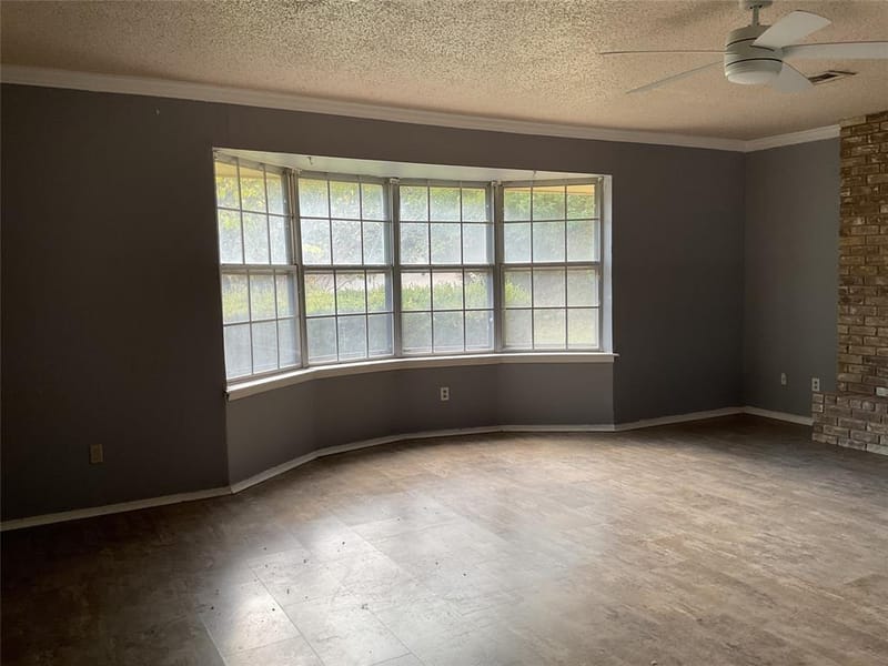 9555 Brookhollow Drive, Woodway TX 76712 - Photo 11