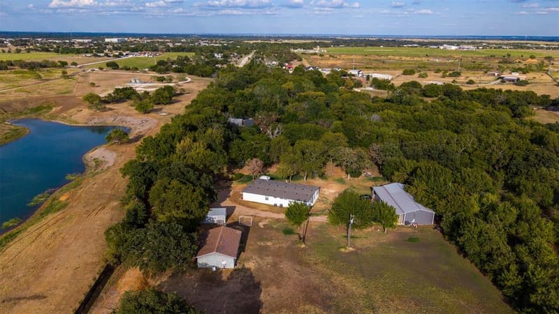 2421 N County Road 810, Alvarado TX 76009 - Photo 40