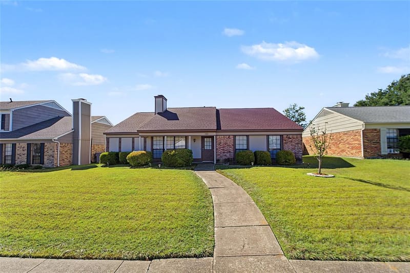 206 Southerland Avenue, Mesquite TX 75150