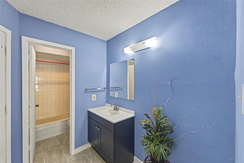 206 Southerland Avenue, Mesquite TX 75150 - Photo 8