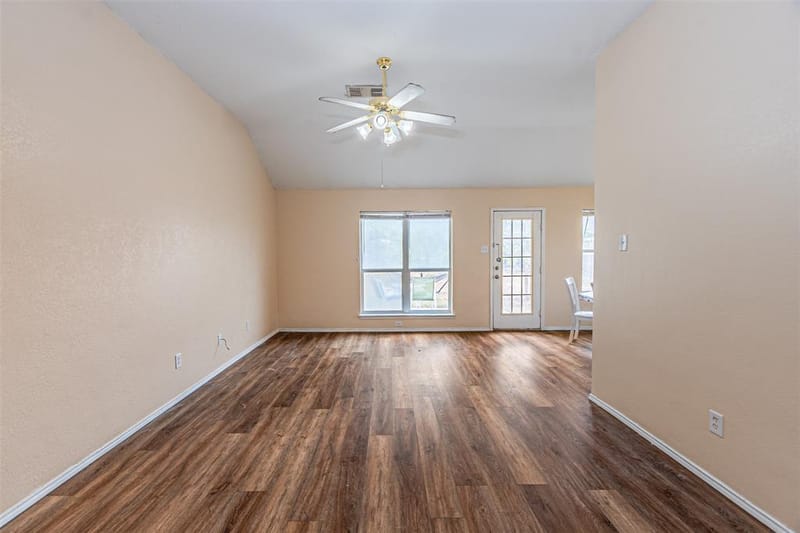1214 Embercrest Drive, Midlothian TX 76065 - Photo 6