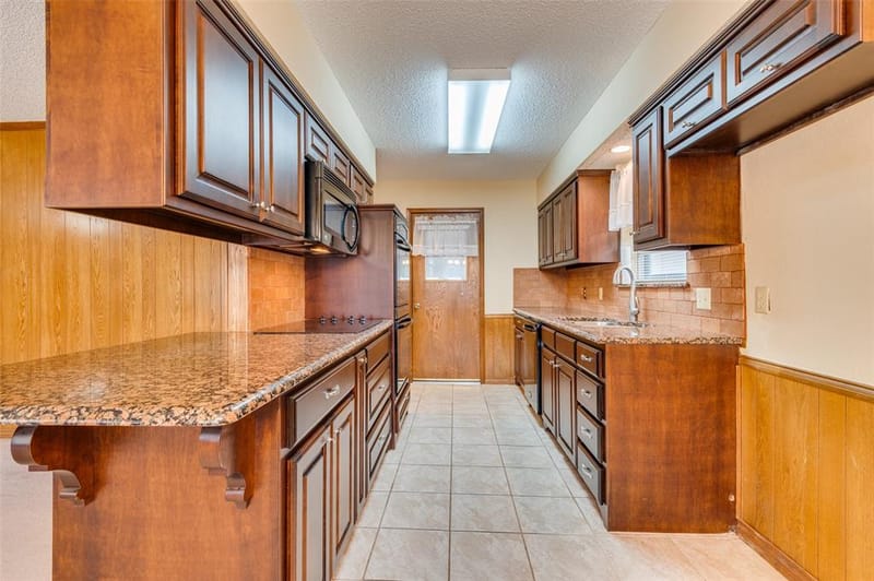 2008 Rocky Cove, Irving TX 75060 - Photo 12