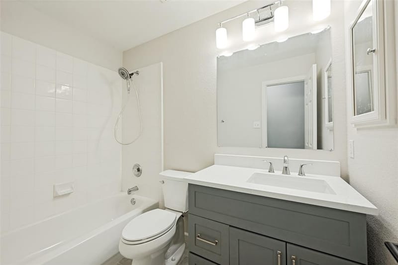 5205 Bay View Drive, Fort Worth TX 76244 - Photo 23