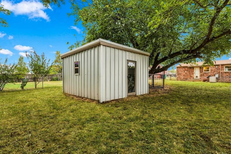 1512 Cobb Street, Bridgeport TX 76426 - Photo 23
