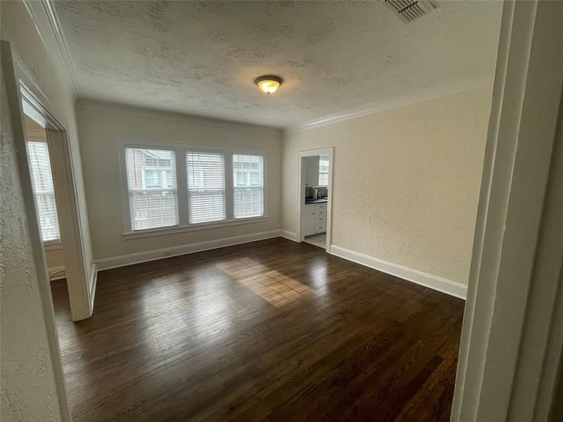 242 Preston Avenue, Shreveport LA 71105 - Photo 9