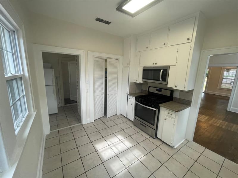 242 Preston Avenue, Shreveport LA 71105 - Photo 10