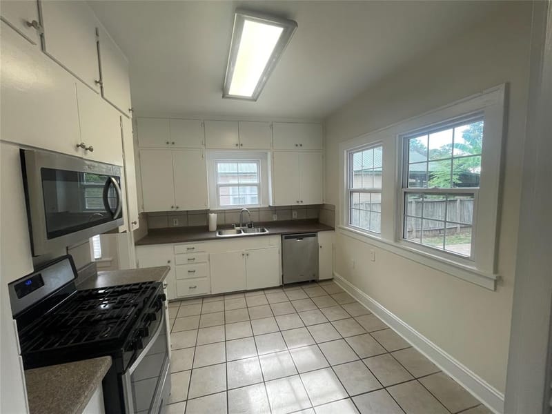 242 Preston Avenue, Shreveport LA 71105 - Photo 11
