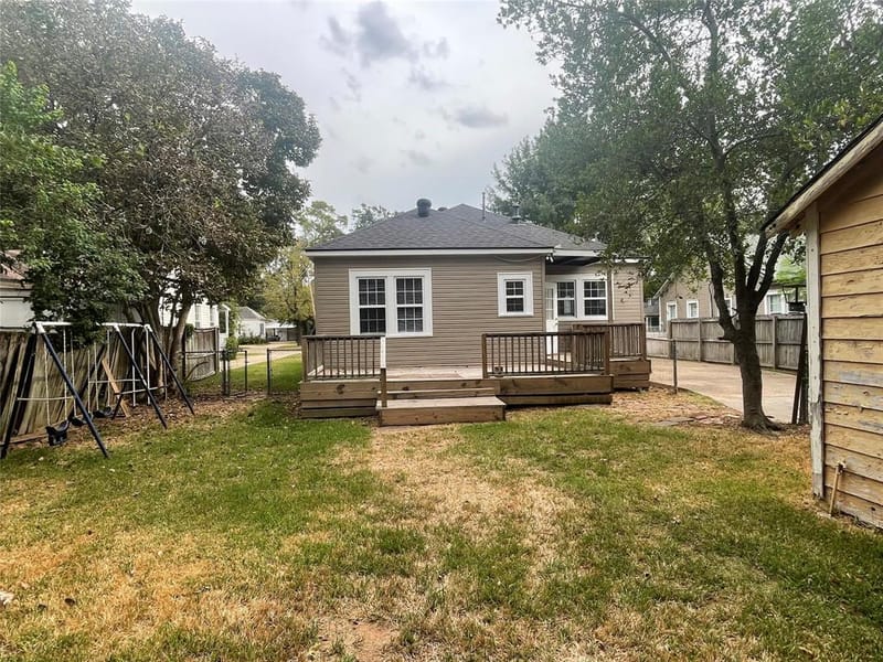 242 Preston Avenue, Shreveport LA 71105 - Photo 29