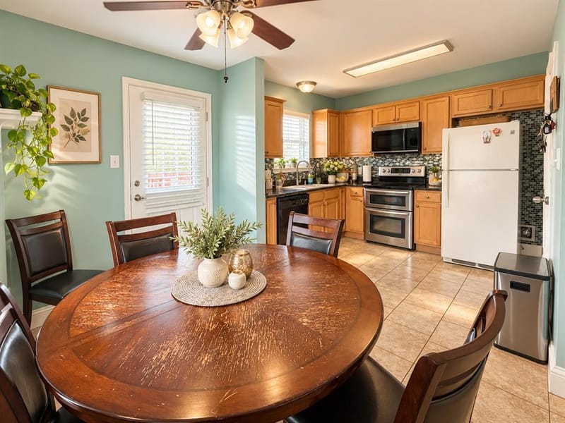 1605 Canary Island Court, Dallas TX 75217 - Photo 7