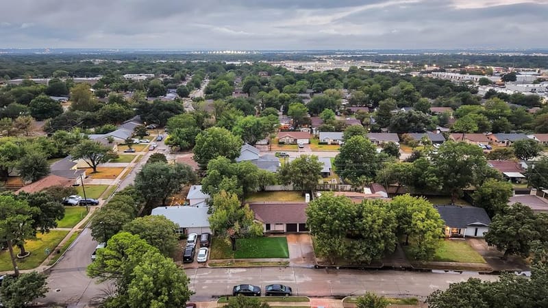 3206 Griffiths Drive, Irving TX 75061 - Photo 33