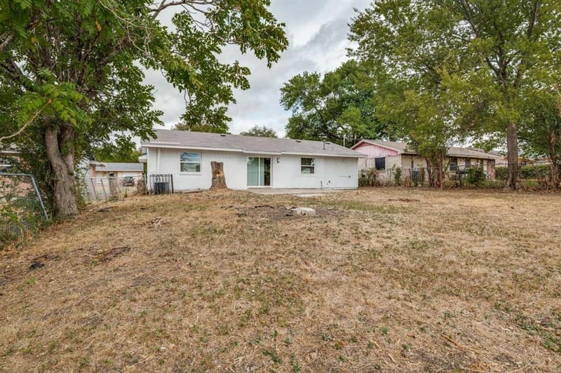 3306 Judge Dupree Drive, Dallas TX 75241 - Photo 23