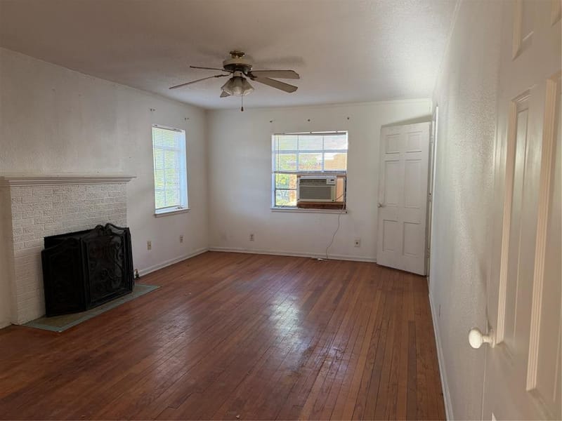 2726 Avon Street, Dallas TX 75211 - Photo 4