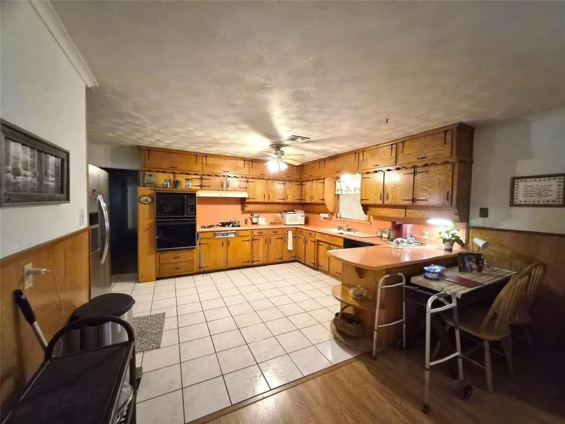 4221 Woodlake Drive, Lake Worth TX 76135 - Photo 7