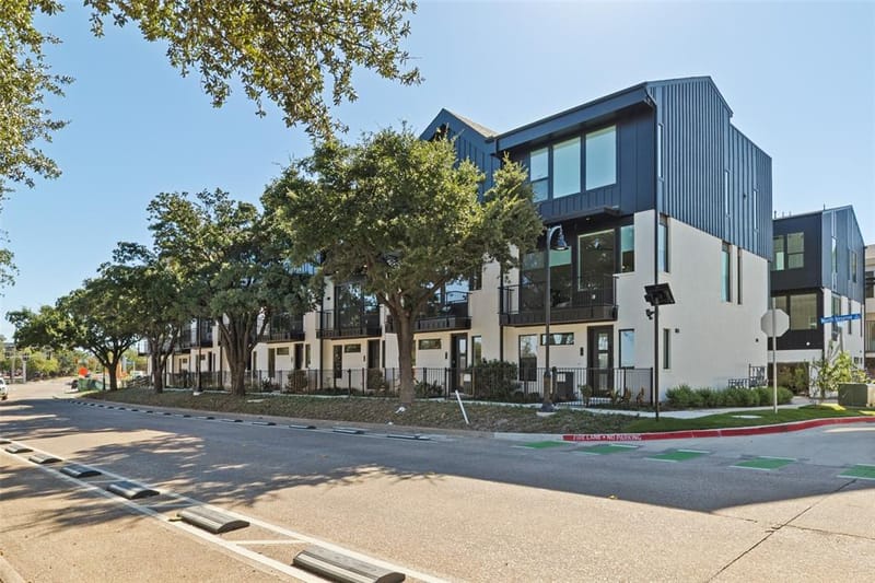 4109 N Reserve Lane, Addison TX 75001